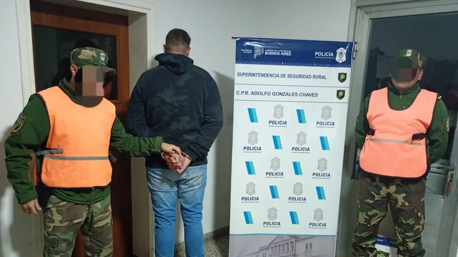 Eslarecen el hurto de una camioneta en un campo de Chaves