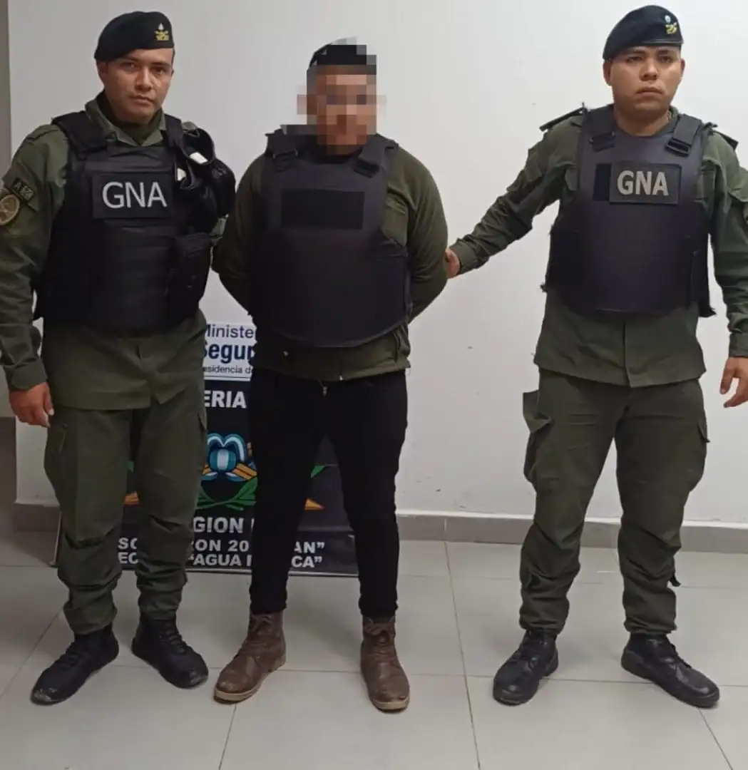 Escondió 3 kilos de cocaína - 3