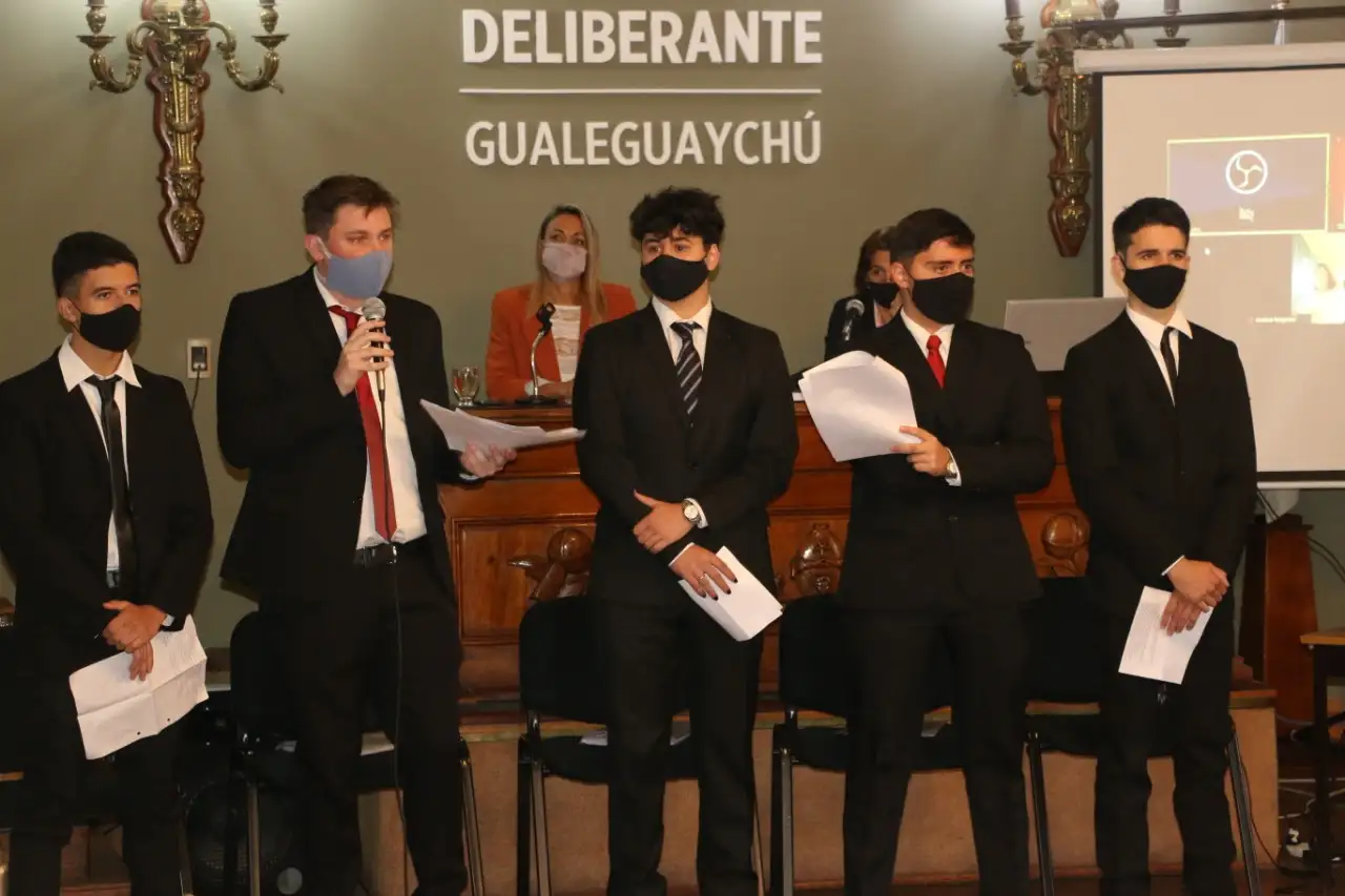 Banca 14: jóvenes estudiantes presentaron un proyecto de accesibilidad