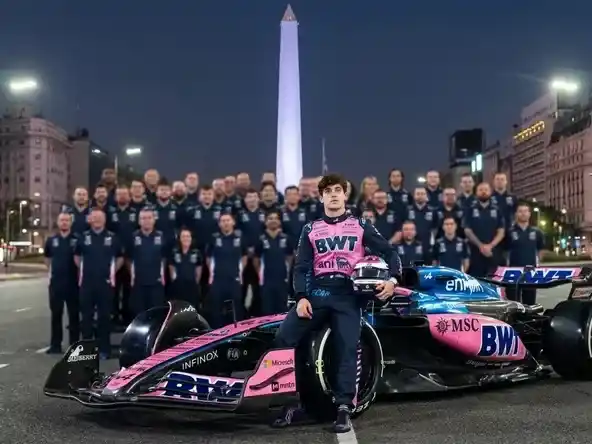 Franco Colapinto estará en Buenos Aires el 26 de abril con el equipo Alpine.  Foto:  Generada con IA.