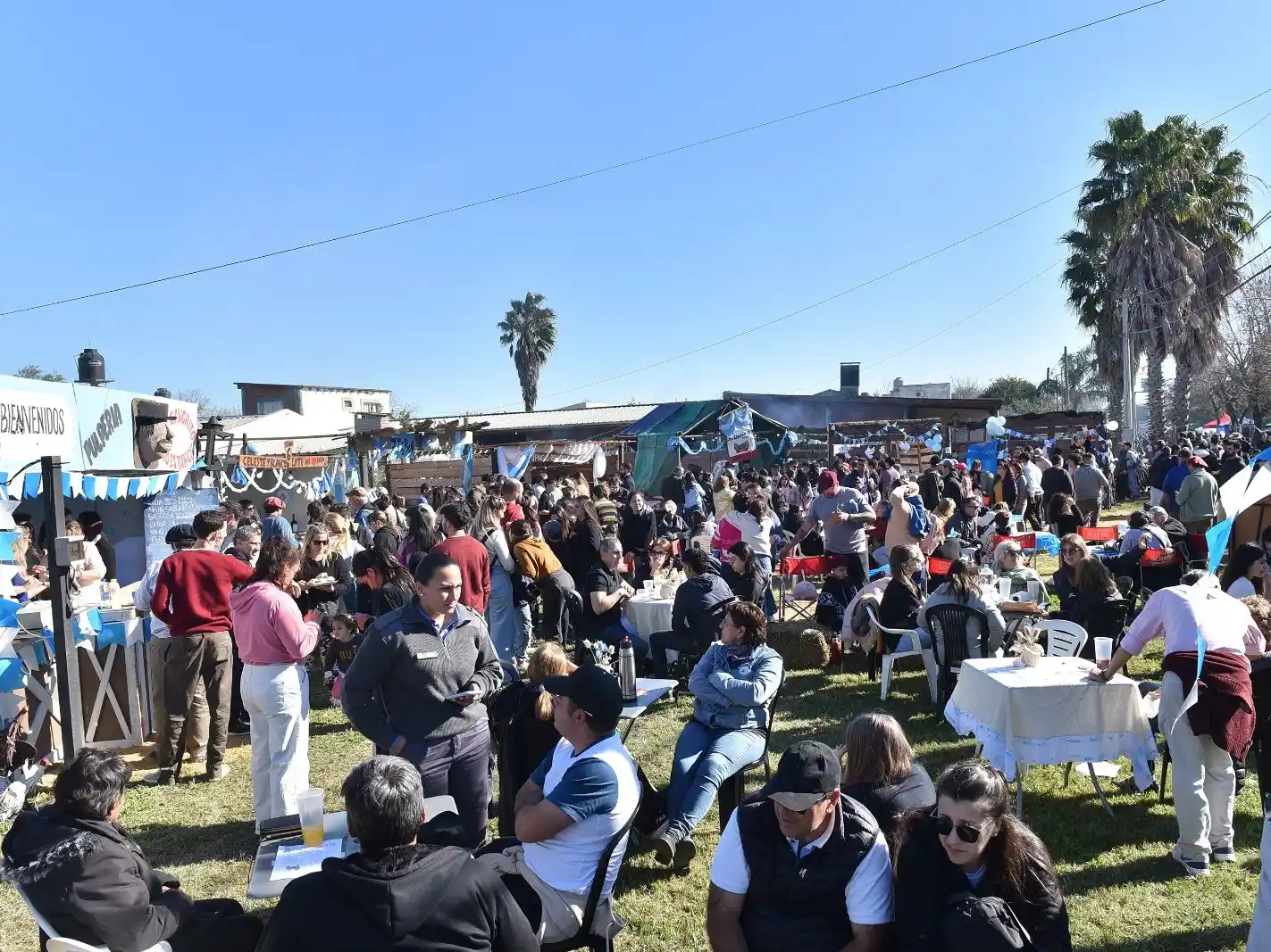 Con una gran fiesta popular, Pueblo Belgrano celebra el Día de la Bandera