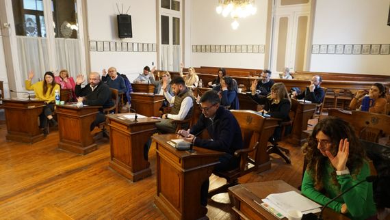 El Concejo aprobó cuatro permutas de lotes de Villa del Lago