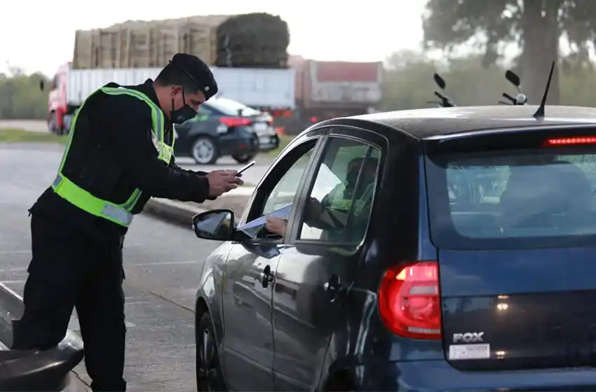 La provincia informó que controló más de 1 millón de vehículos en los límites interprovinciales durante la pandemia