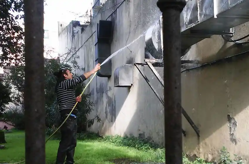 Se incendió una rotisería en el centro de la ciudad