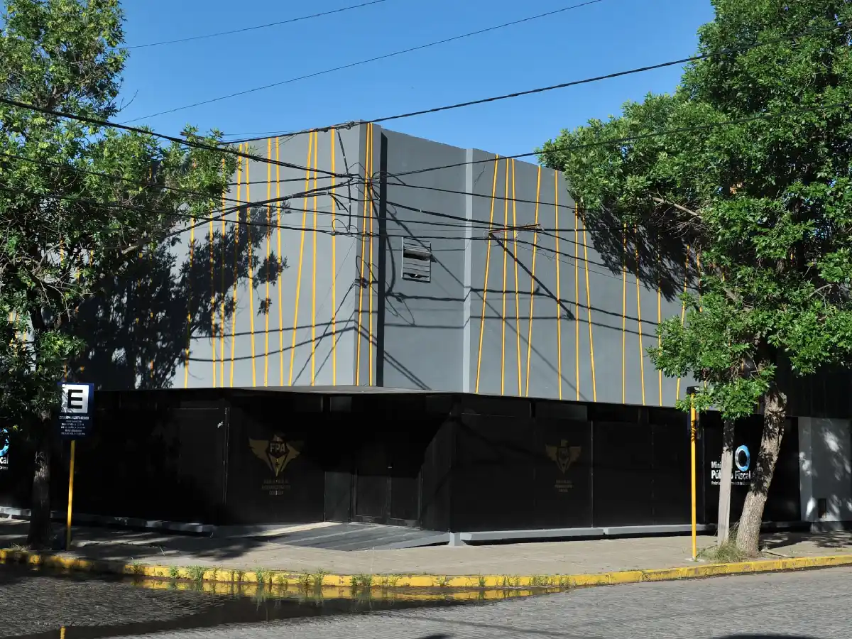 Aclaran desde la Fiscalía General sobre la licencia a dos efectivos de la FPA