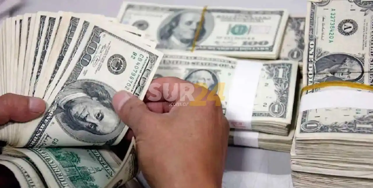 Dólar: este viernes la divisa se vende a $ 553 y marca un máximo histórico