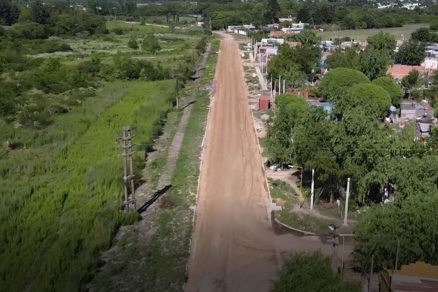 Se realizó la presentación pública con todos los detalles de la pavimentación de calle Las Tropas