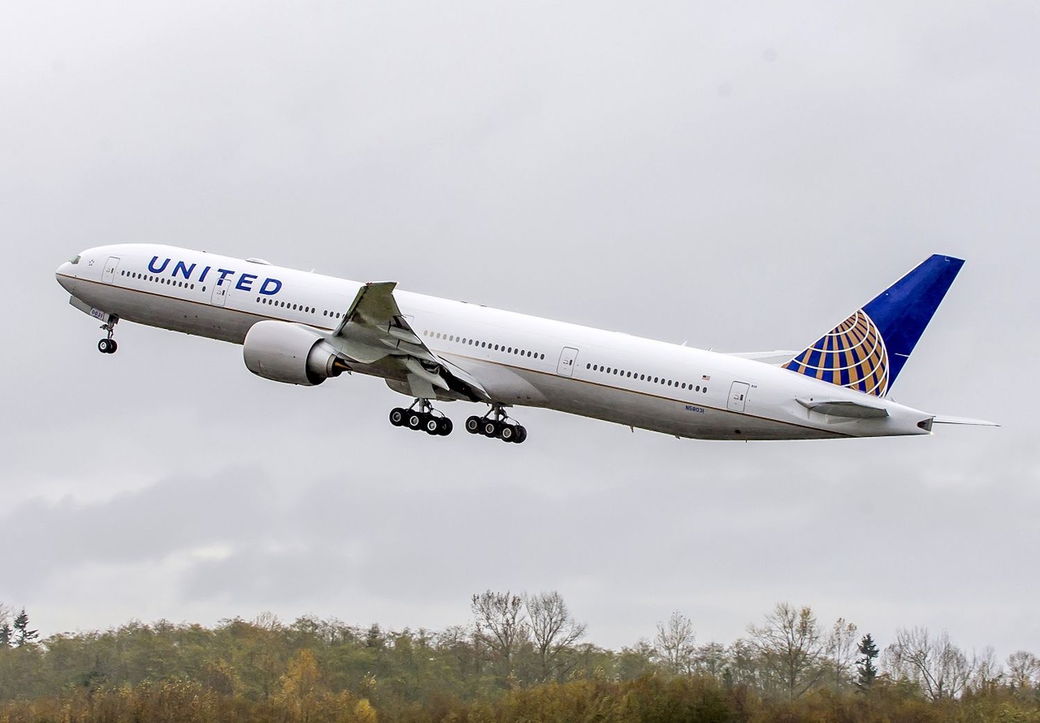 ¡En camino hasta Seattle con United a retirar un Boeing 777-300ER!