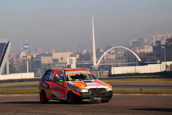 �SChano⬝ Martínez finalizó 9º en la carrera de Buenos Aires