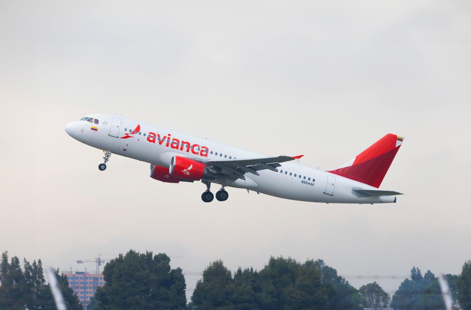 Avianca inaugura su nueva ruta que conecta Bogotá con Quibdó