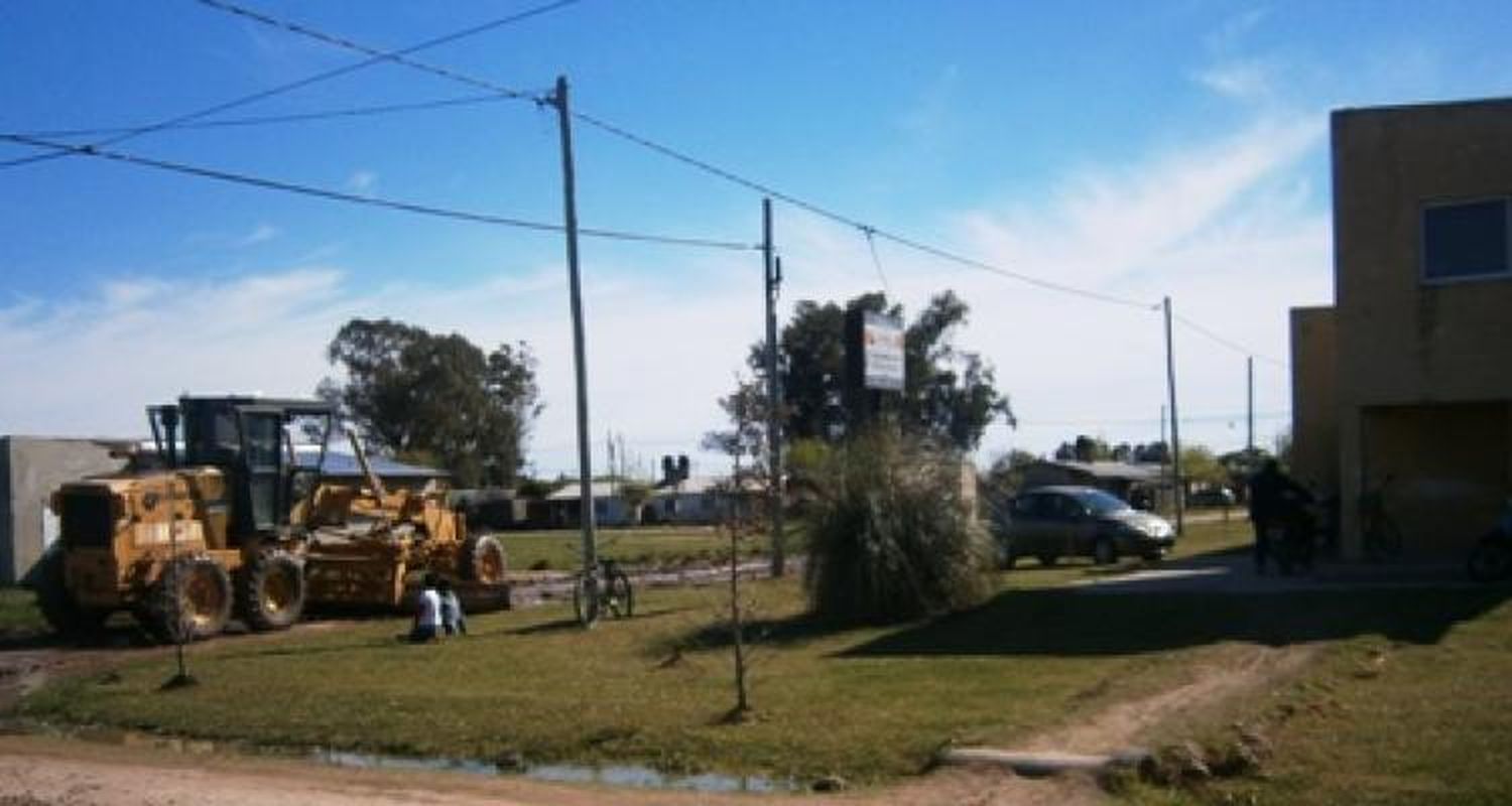 Por la visita de Insaurralde, el Municipio inició obras en el barrio San Francisco