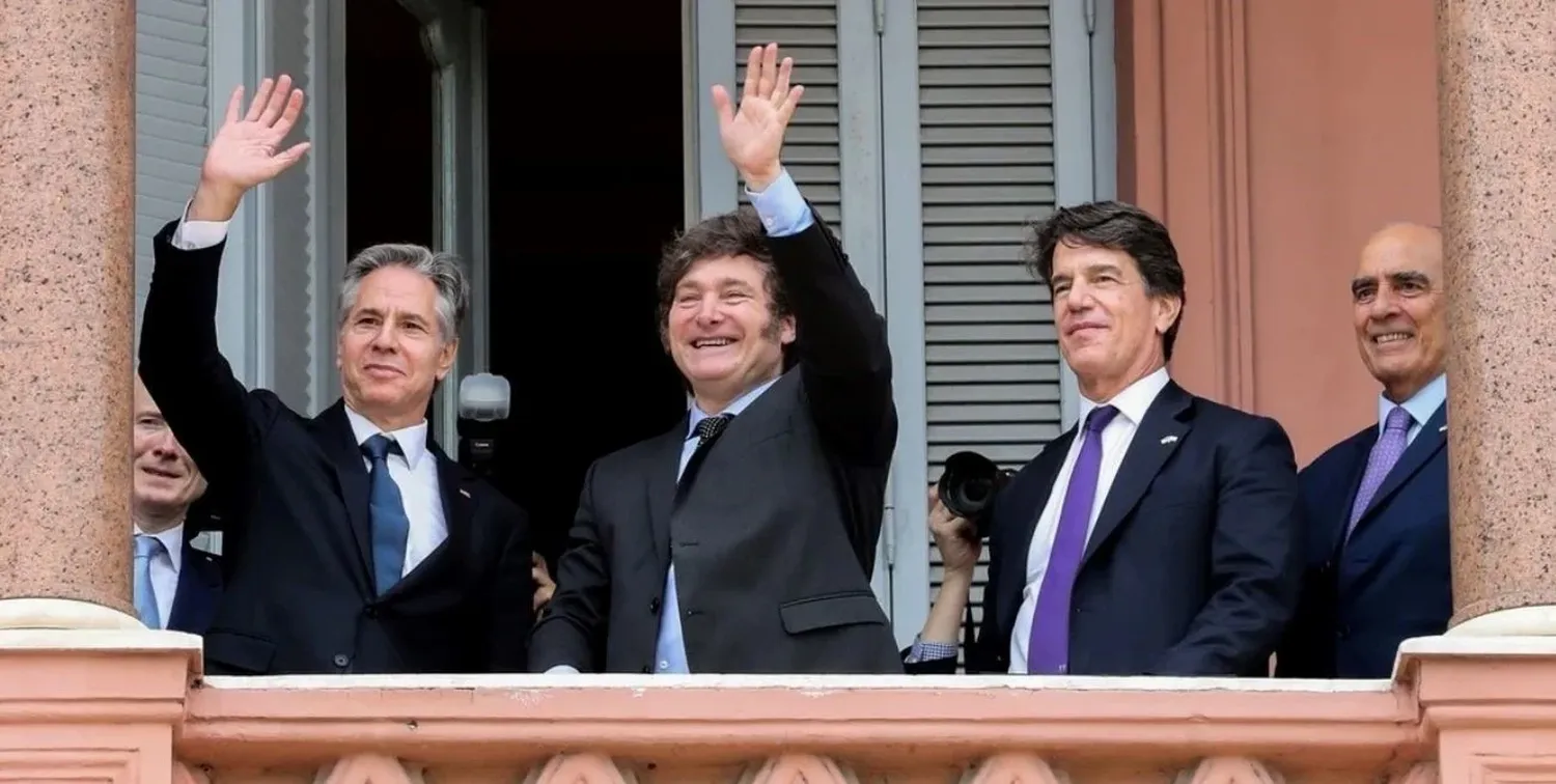 El presidente de la Nación viajó a EEUU luego de recibir en Casa Rosada al secretario de Estado norteamericano, Antony Blinken. FOTO: Reuters