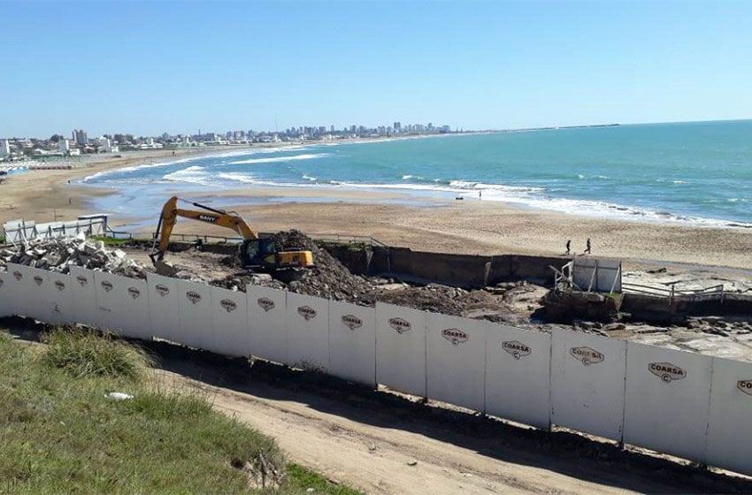 Arquitectos advierten atropellos sobre la superficie de arena de uso público
