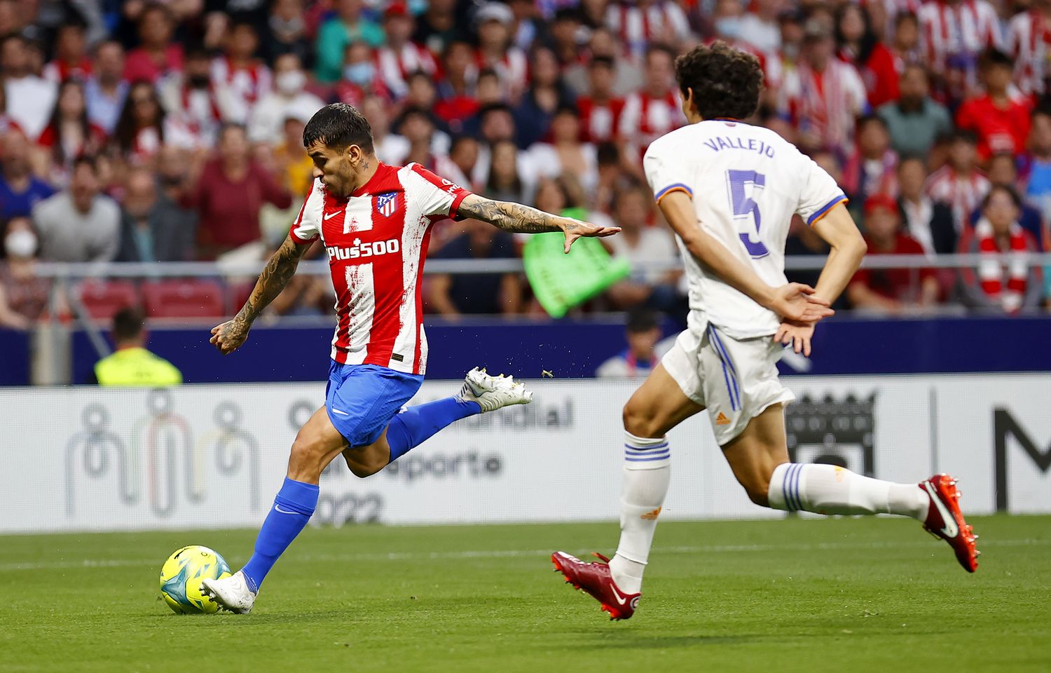 Correa (Atlético de Madrid), marcado por Vallejo.