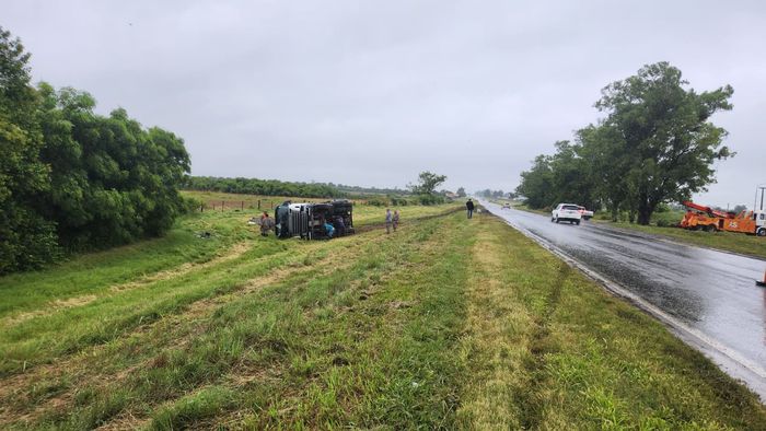 vuelco camion ruta nacional 34 rafaela lehmann - 6