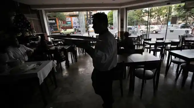 DE APAGÓN EN APAGÓN: fallas del servicio eléctrico aumentan en casi 50%