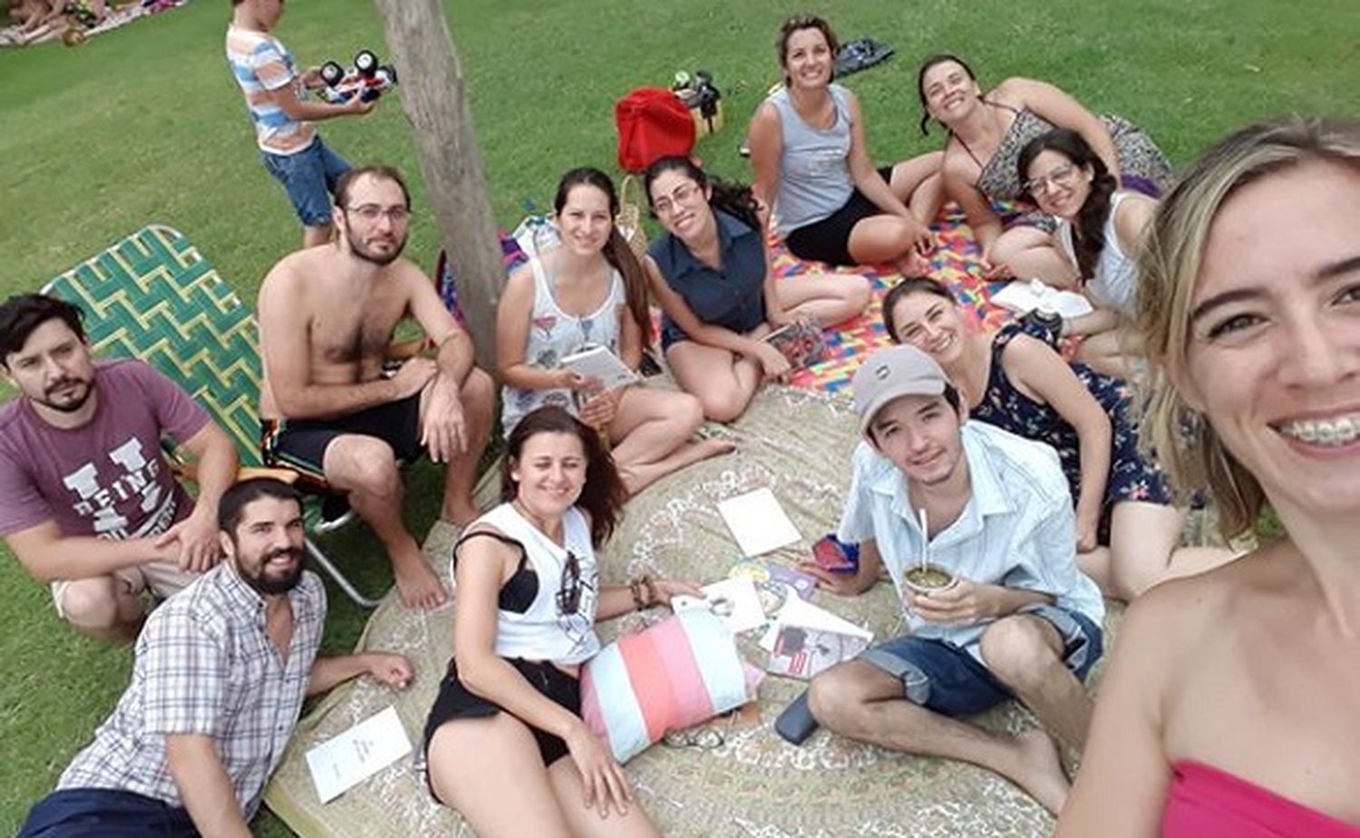 Docentes, poetas y escritores se reunieron en el primer campamento literario