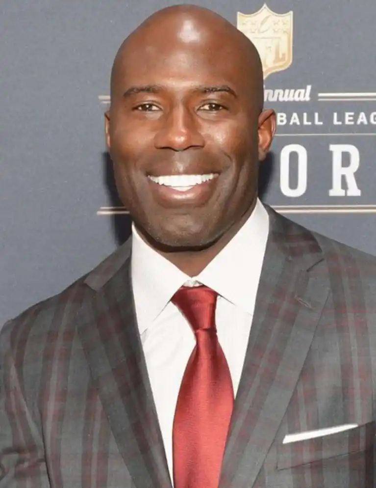 Así fue la controversia que acabó con Terrell Davis esposado por el FBI