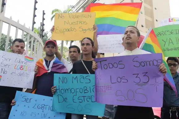 Los expusieron al escarnio público, los trataron como delincuentes y les robaron $1.350: más relatos de “Los 33” (+VIDEO)