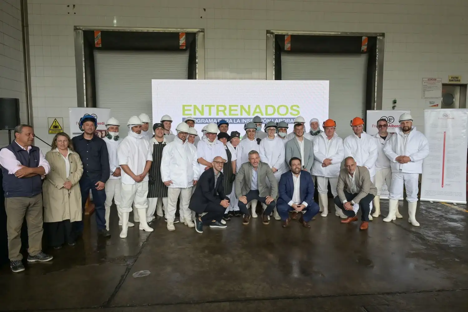 Frigerio presentó “Entrenados”, un programa que ofrecerá 500 becas de capacitación laboral en empresas entrerrianas