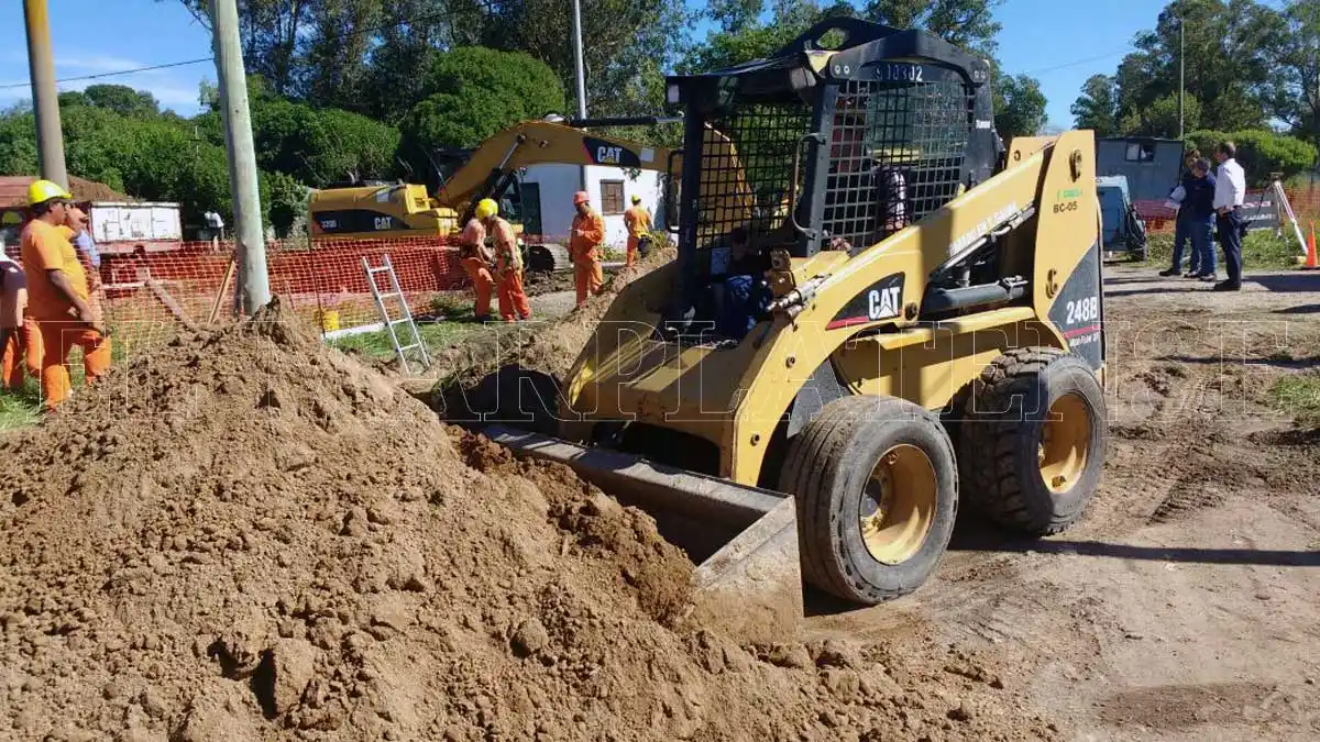 Avanzan las obras de agua y cloacas para barrios del norte de la ciudad