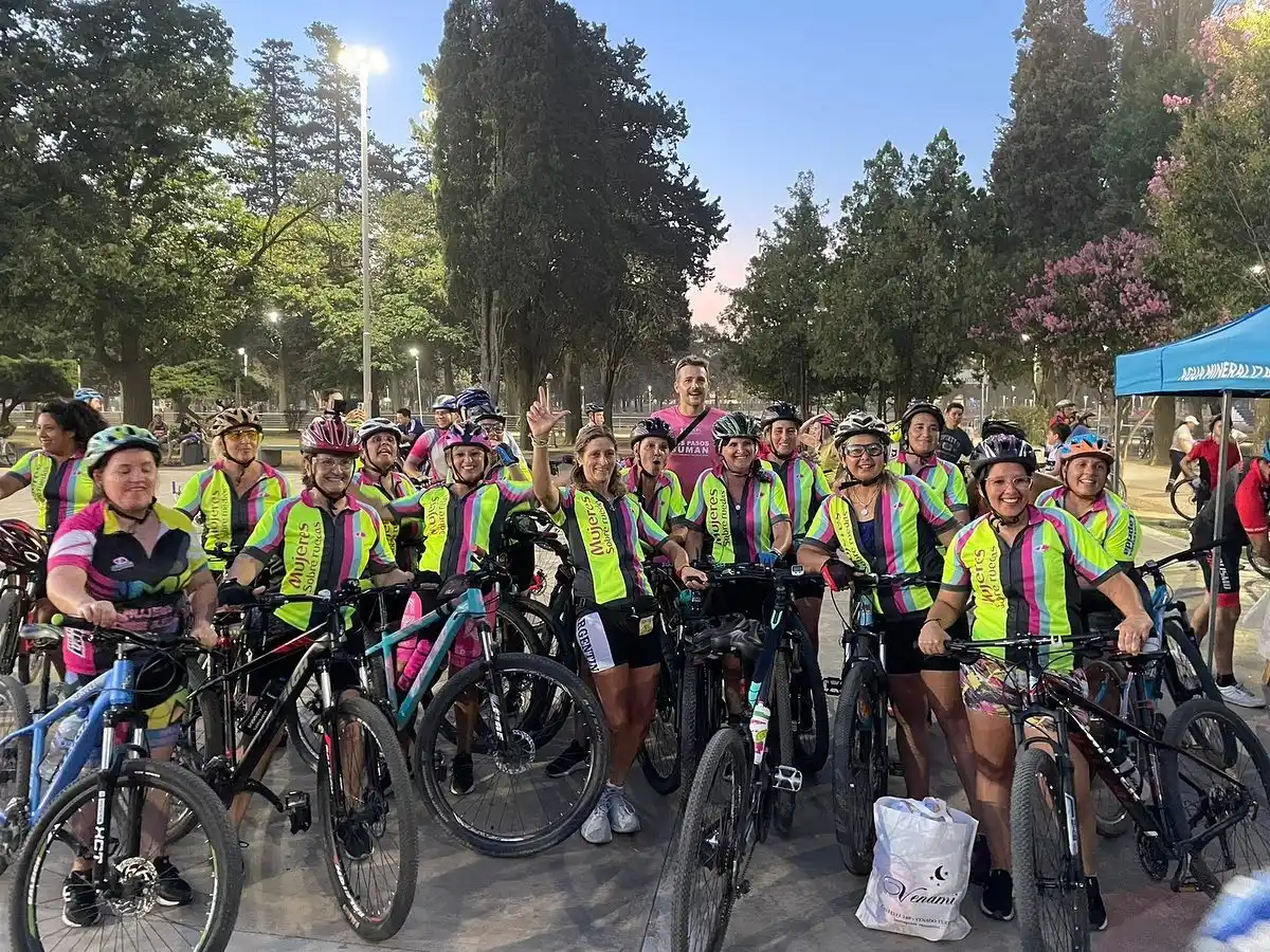 Cicloturismo recreativo nocturno “Día Internacional de la Mujer”