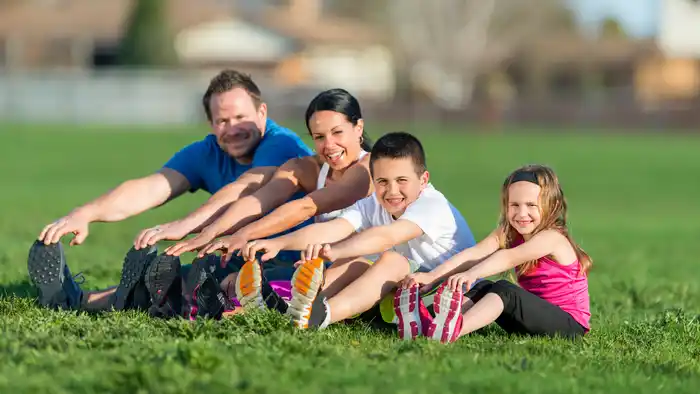 Expertos debaten si los beneficios cognitivos del ejercicio se deben al movimiento o a factores asociados como la salud emocional y social/ DeporteGlam