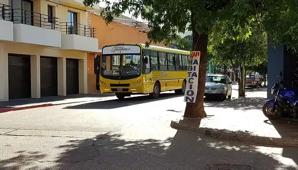 Transportistas reclaman un aumento del 30% para el boleto de colectivo