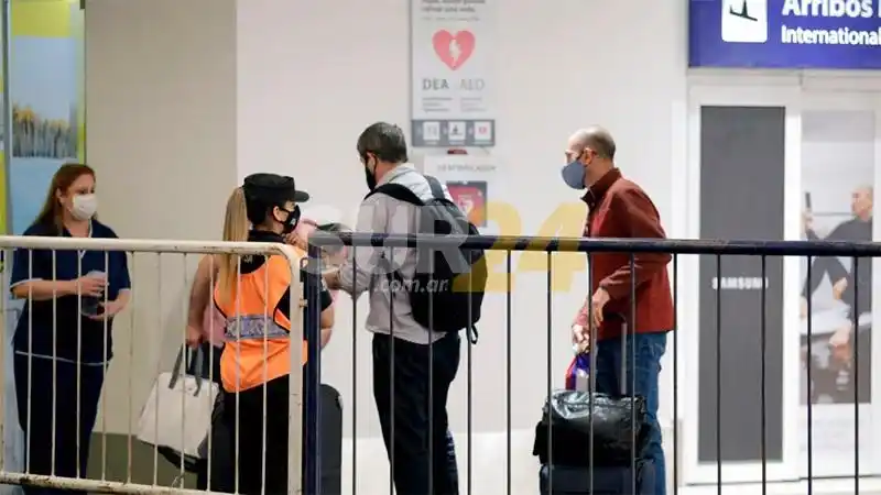 Desde el lunes todos los turistas vacunados contra el Covid podrán ingresar al país