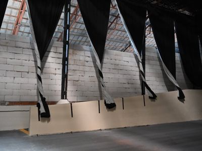Continúan con la puesta en valor del Teatro del Puerto