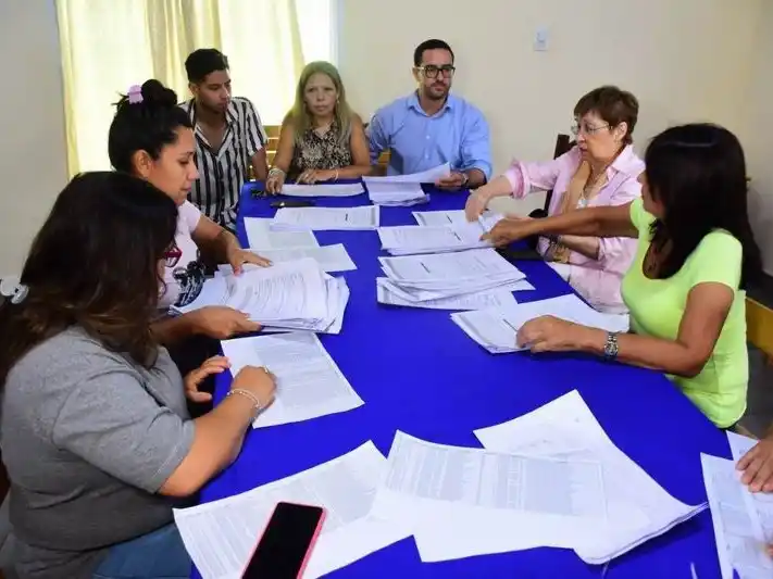 Brindan asesoramiento en los barrios con 
respecto al subsidio nacional a la tarifa eléctrica