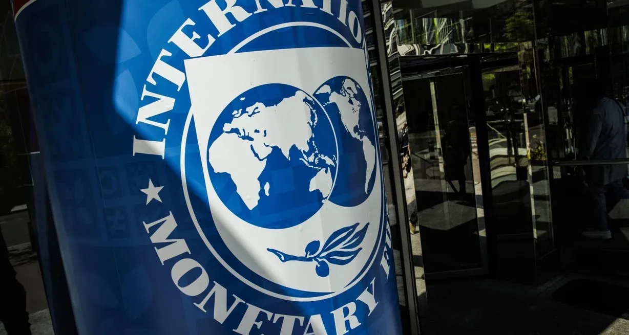 La vocera del Fondo Monetario Internacional emitió declaraciones sobre el programa de la Argentina en medio del revés electoral del gobierno libertario.