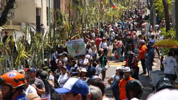 Palmeros de Chacao continuaron tradición de bajar del Ávila (FOTOS+VIDEO)