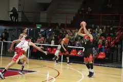 Independiente no pudo y cerró su campaña en Chivilcoy