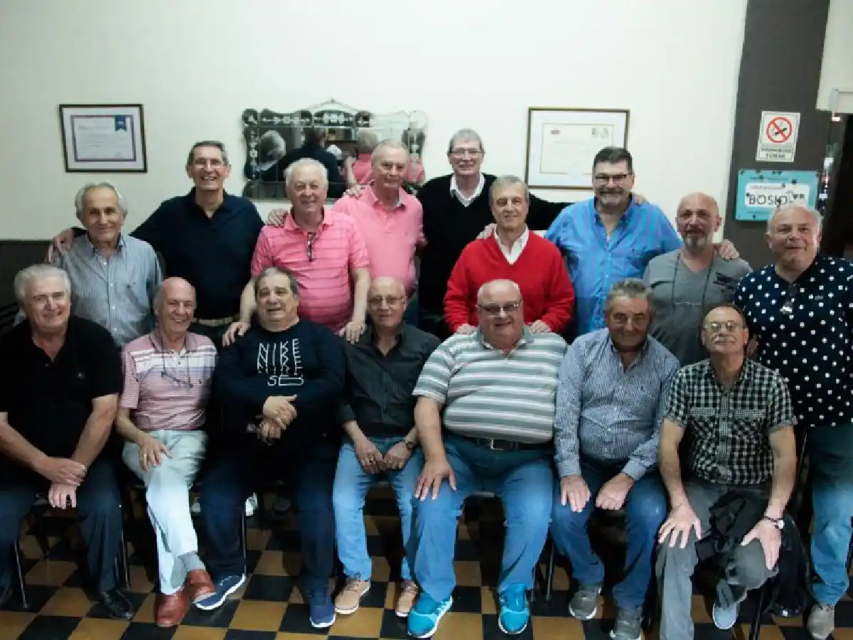 Una gran familia: a 50 años de su egreso, la segunda Promo Marista volvió a reunirse