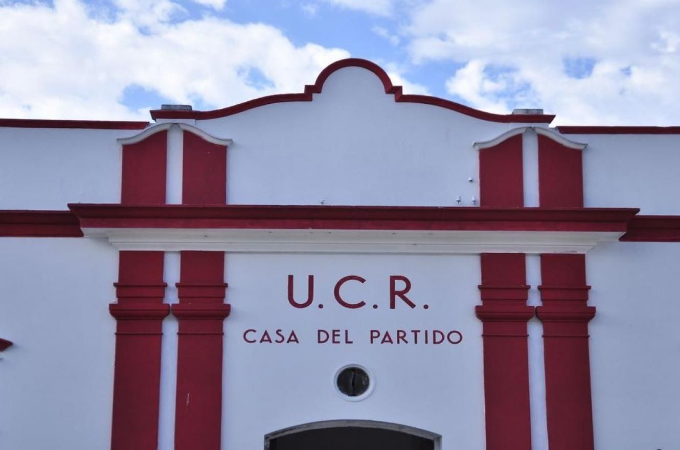 La UCR cargó duramente contra Bordet: "Hace 54 meses patea la pelota afuera"