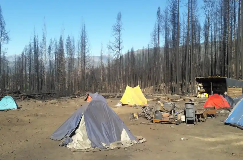 Marplatenses llevaron donaciones a los afectados por los incendios en la Patagonia
