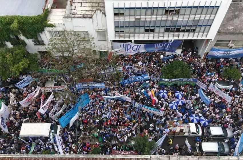 Reforma previsional: marcha y vigilia el jueves, paro general de la CGT el viernes
