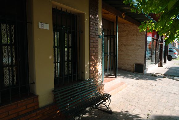 Asalto en Mitre al 2700: los delincuentes olvidaron un celular que será peritado para despejar interrogantes