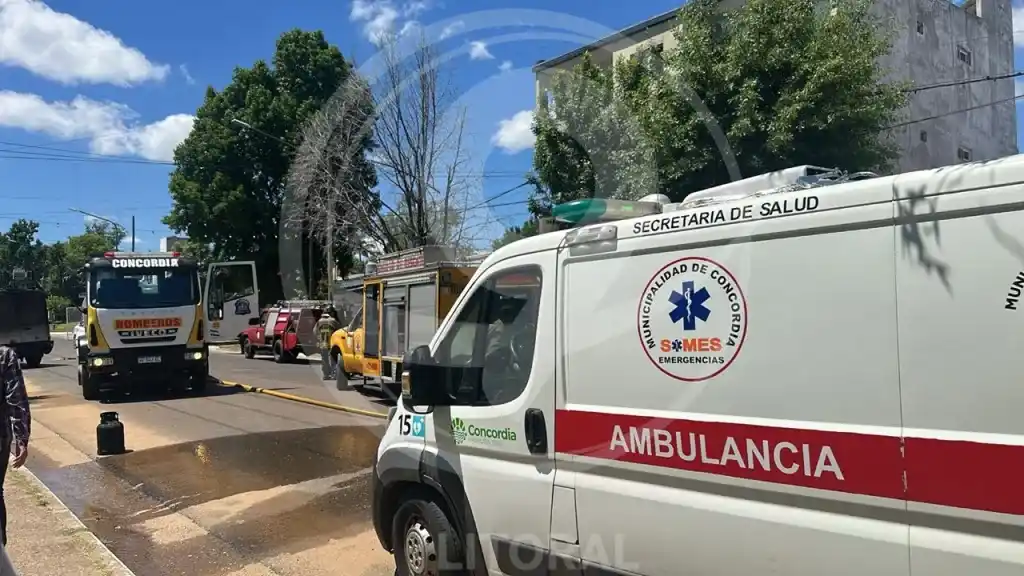 Locura en Entre Ríos: se separó y prendió fuego todos sus vehículos y sus departamentos