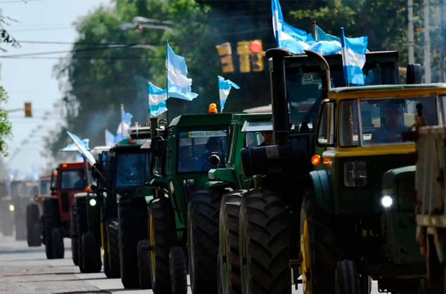 El campo protesta por la falta de gasoil con actos a la vera de las rutas