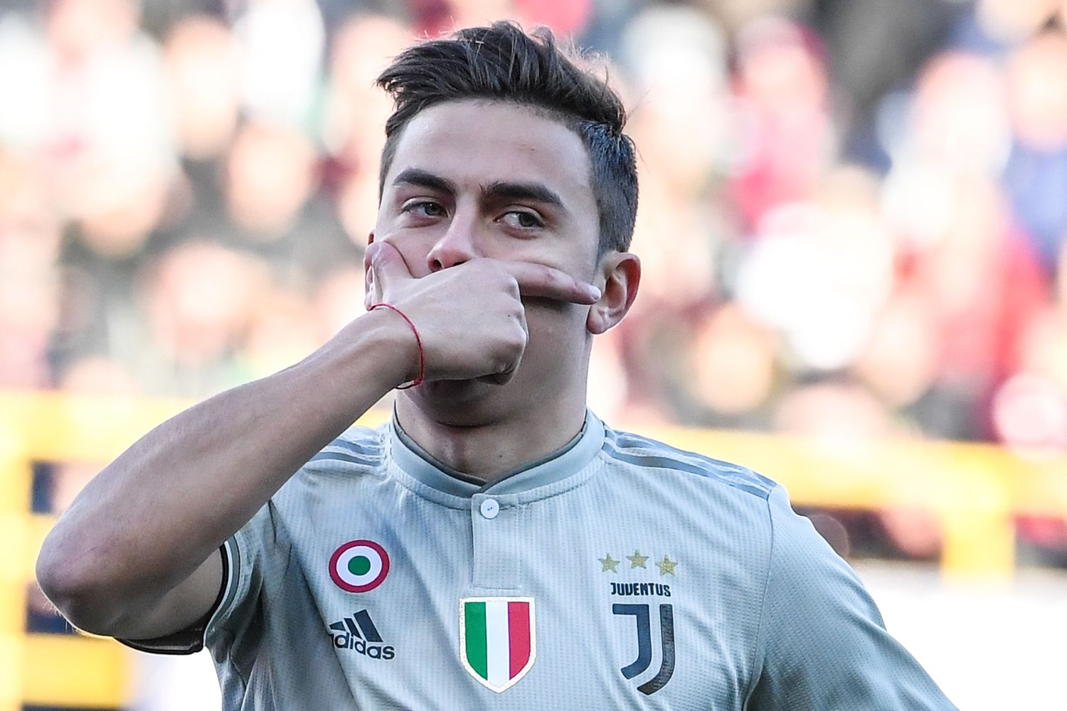 Paulo Dybala le dio la victoria a Juventus