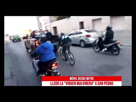 Llegó a San Pedro la “virgen malvinera” y una caravana la acompañó en su recorrido