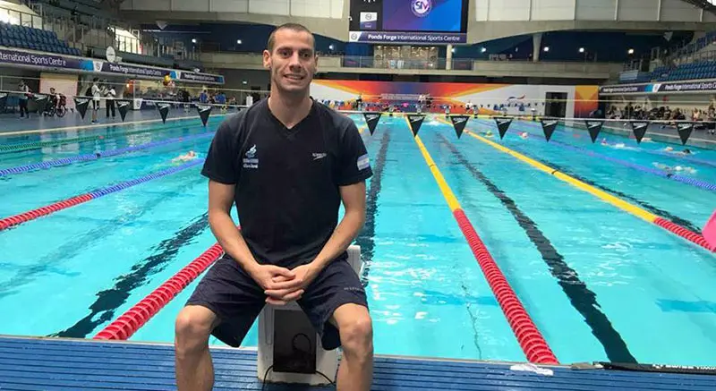 Elián Araya emprendió gira con la selección de natación adaptada
