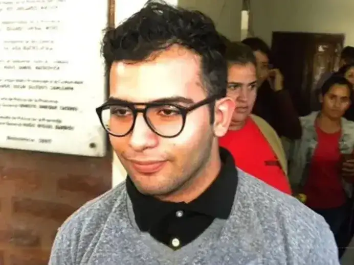 César Sena fue internado en un área de salud mental tras sufrir una crisis