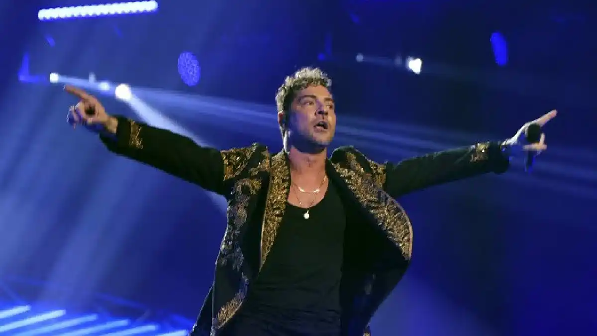 David Bisbal se enfurece con tuitero por afirmar que lo vio defecando en el Metro de Madrid (video)