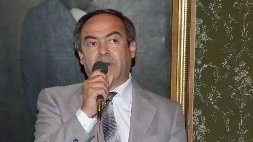 Cocconi desembarca en territorio macrista