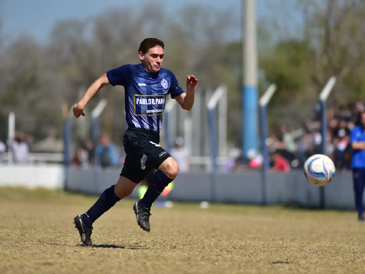 Antártida va por un triunfo clave ante Sociedad Sportiva