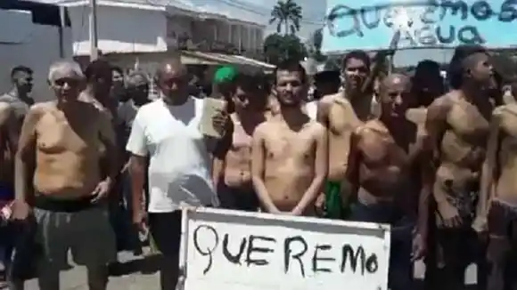 ¡TENEMOS HAMBRE!  Presos del retén de Cabimas «salieron» a la calle a protestar