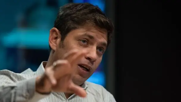 Axel Kicillof postergó el pago de un aumento a los docentes